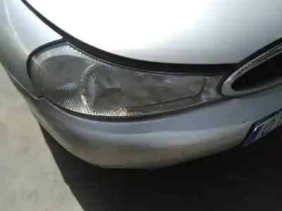 Sloopvoertuig ford mondeo berlina (gd) ambiente van het jaar 1998 aangedreven rfn