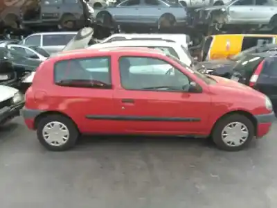 Здавання транспортного засобу renault clio ii fase i (b/cbo) 1.2 року 1998 потужний d7f