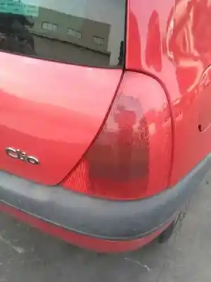 Здавання транспортного засобу renault clio ii fase i (b/cbo) 1.2 року 1998 потужний d7f