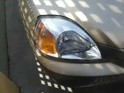 Veículo de Sucata kia rio rs berlina do ano 2003 alimentado a3d