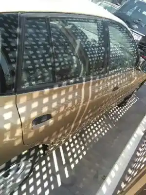 Veículo de Sucata kia rio rs berlina do ano 2003 alimentado a3d