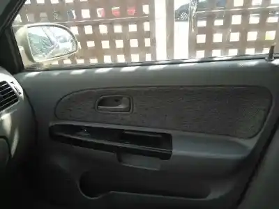 Veículo de Sucata kia rio rs berlina do ano 2003 alimentado a3d