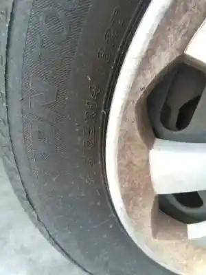 Veículo de Sucata kia rio rs berlina do ano 2003 alimentado a3d