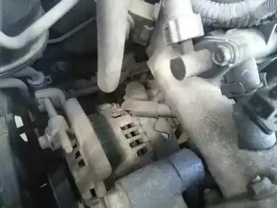 Veículo de Sucata kia rio rs berlina do ano 2003 alimentado a3d