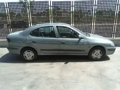 Scrapping Vehicle renault megane i classic (la0) 1.6e rn of the year 1998 powered k7m