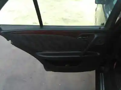 Veicolo di demolizione mercedes-benz clase e (w210) berlina diesel 300 turbodiesel (210.025) dell'anno 2002 alimentato d/606
