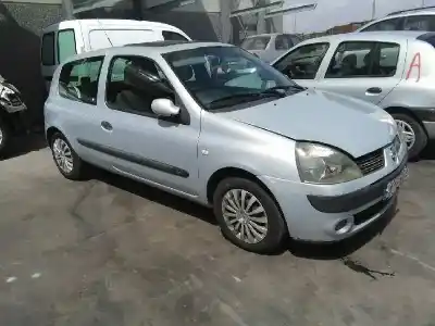 Утилизация автомобиля renault clio ii fase ii (b/cb0) 1.2 16v года 2004 питание d4f b7