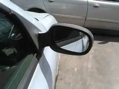 Утилизация автомобиля renault clio ii fase ii (b/cb0) 1.2 16v года 2004 питание d4f b7