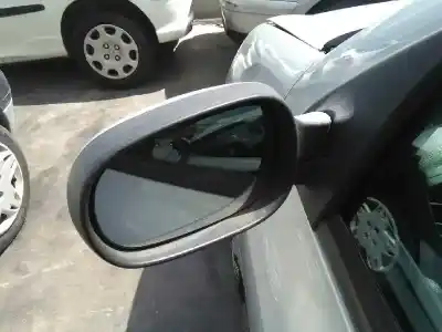 Утилизация автомобиля renault clio ii fase ii (b/cb0) 1.2 16v года 2004 питание d4f b7