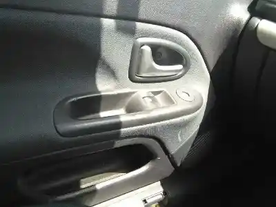 Утилизация автомобиля renault clio ii fase ii (b/cb0) 1.2 16v года 2004 питание d4f b7