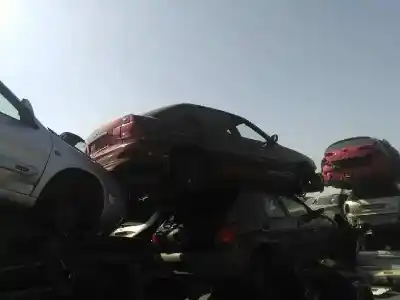 Veicolo di demolizione FORD                                               ESCORT BERL./TURNIER                                                                                                                                                                                                                                       Atlanta Berlina                                                                                                                                                                                                                                            dell'anno 2000 alimentato L1H