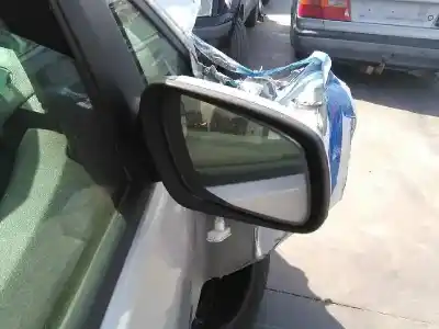 Здавання транспортного засобу ford focus c-max (cap) ghia (d) року 2006 потужний kkda