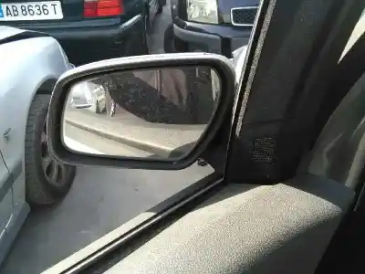 Здавання транспортного засобу ford focus c-max (cap) ghia (d) року 2006 потужний kkda