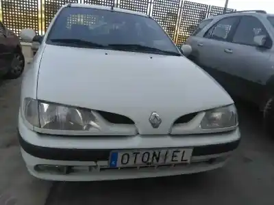 Veículo de Sucata renault megane i classic (la0) 2.0 alize do ano 1999 alimentado f3r