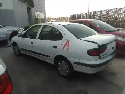 Veículo de Sucata renault megane i classic (la0) 2.0 alize do ano 1999 alimentado f3r