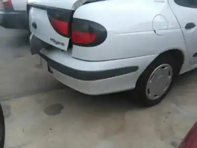 Veículo de Sucata renault megane i classic (la0) 2.0 alize do ano 1999 alimentado f3r