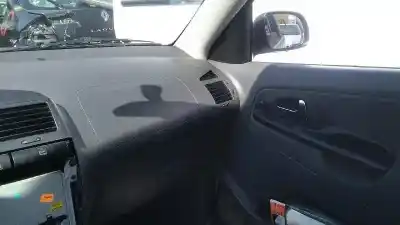 Vehicul casat seat ibiza (6k1) select al anului 2000 alimentat akk