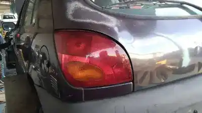 Veículo de Sucata ford fiesta berlina ghia do ano 1996 alimentado j4c