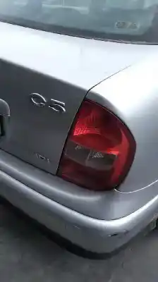 Vehicul casat citroen c5 berlina 2.2 hdi vivace al anului 2001 alimentat 4hx