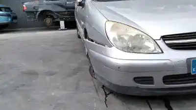 Vehicul casat citroen c5 berlina 2.2 hdi vivace al anului 2001 alimentat 4hx