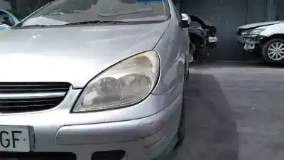 Vehicul casat citroen c5 berlina 2.2 hdi vivace al anului 2001 alimentat 4hx
