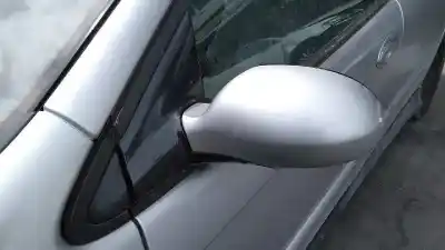 Vehicul casat citroen c5 berlina 2.2 hdi vivace al anului 2001 alimentat 4hx