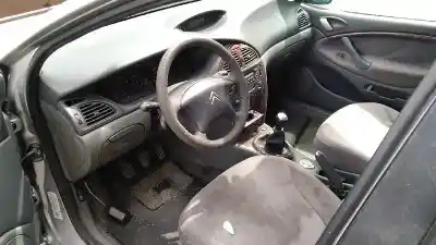 Vehicul casat citroen c5 berlina 2.2 hdi vivace al anului 2001 alimentat 4hx