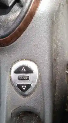 Vehicul casat citroen c5 berlina 2.2 hdi vivace al anului 2001 alimentat 4hx