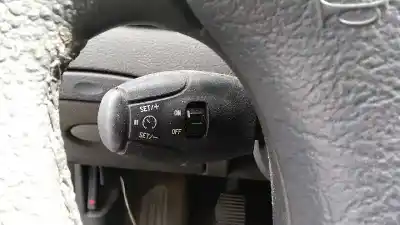Vehicul casat citroen c5 berlina 2.2 hdi vivace al anului 2001 alimentat 4hx