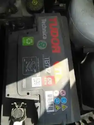 Veículo de Sucata peugeot 206 berlina x-line refri do ano 2006 alimentado 8hz