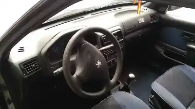 Здавання транспортного засобу peugeot 106 (s2) max року 2000 потужний hdz