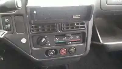 Здавання транспортного засобу peugeot 106 (s2) max року 2000 потужний hdz