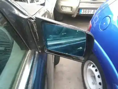 Véhicule à la ferraille mercedes-benz clase c (w202) berlina 250 diesel (202.125) de l'année 1993 alimenté d 605