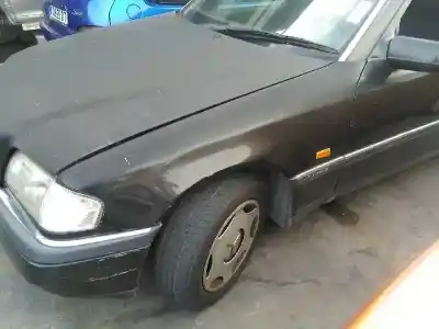 Véhicule à la ferraille mercedes-benz clase c (w202) berlina 250 diesel (202.125) de l'année 1993 alimenté d 605
