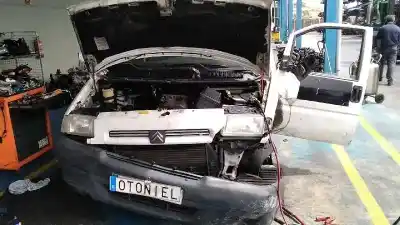 Утилизация автомобиля CITROEN JUMPY 2.0 HDi SX Caja cerrada acristalada года 2001 питание RHX