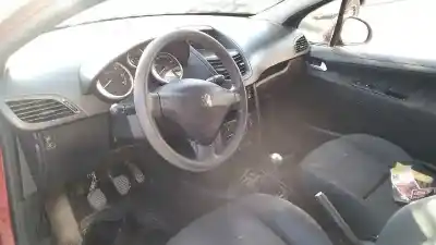 Véhicule à la ferraille peugeot 207 (2006->) 1.4 de l'année 2007 alimenté 8hz