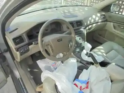Здавання транспортного засобу volvo s80 berlina 2.5 d року 2000 потужний d5252t
