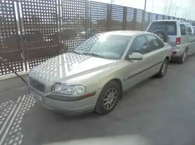 Hurda Aracı VOLVO                                              S80 BERLINA                                                                                                                                                                                                                                                2.5 D                                                                                                                                                                                                                                                      Yılın 2000 güçlü D5252T