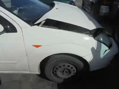 Здавання транспортного засобу ford focus berlina (cak) ghia року 2004 потужний f9da