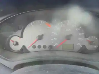Здавання транспортного засобу ford focus berlina (cak) ghia року 2004 потужний f9da