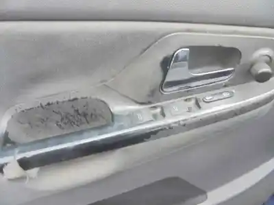Здавання транспортного засобу seat cordoba berlina (6k2) stella року 2000 потужний agr