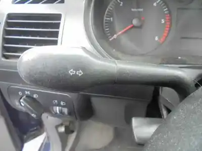 Здавання транспортного засобу seat cordoba berlina (6k2) stella року 2000 потужний agr