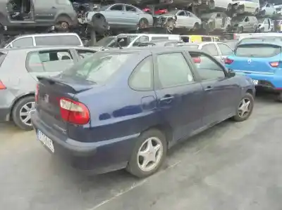 Здавання транспортного засобу seat cordoba berlina (6k2) stella року 2000 потужний agr