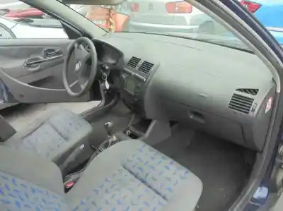 Здавання транспортного засобу seat cordoba berlina (6k2) stella року 2000 потужний agr