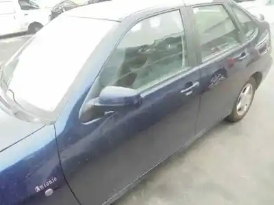 Здавання транспортного засобу seat cordoba berlina (6k2) stella року 2000 потужний agr