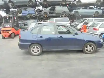 Здавання транспортного засобу seat cordoba berlina (6k2) stella року 2000 потужний agr