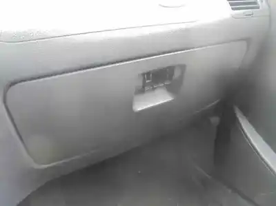 Здавання транспортного засобу seat cordoba berlina (6k2) stella року 2000 потужний agr