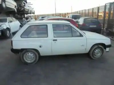 Veículo de Sucata opel corsa a * do ano 1987 alimentado ojo