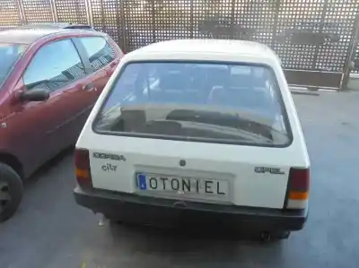 Veículo de Sucata opel corsa a * do ano 1987 alimentado ojo