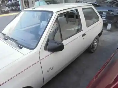 Veículo de Sucata opel corsa a * do ano 1987 alimentado ojo